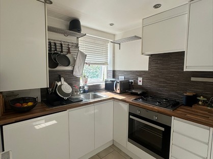 1 Bed Flat, Queens Road, RG1