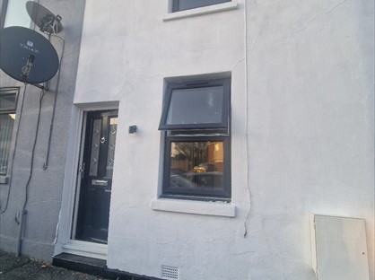 2 Bed End Terrace, St Pauls St, ME10