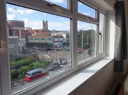 3 Bed Flat, Upper Bridge St, CT1