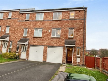 4 Bed Semi-Detached House, Bridges View, NE8