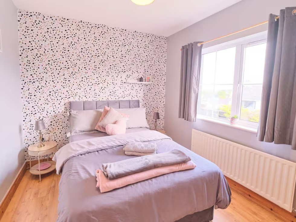 4 Bed Semi-Detached House, Hatfield St, BT7 photo 4