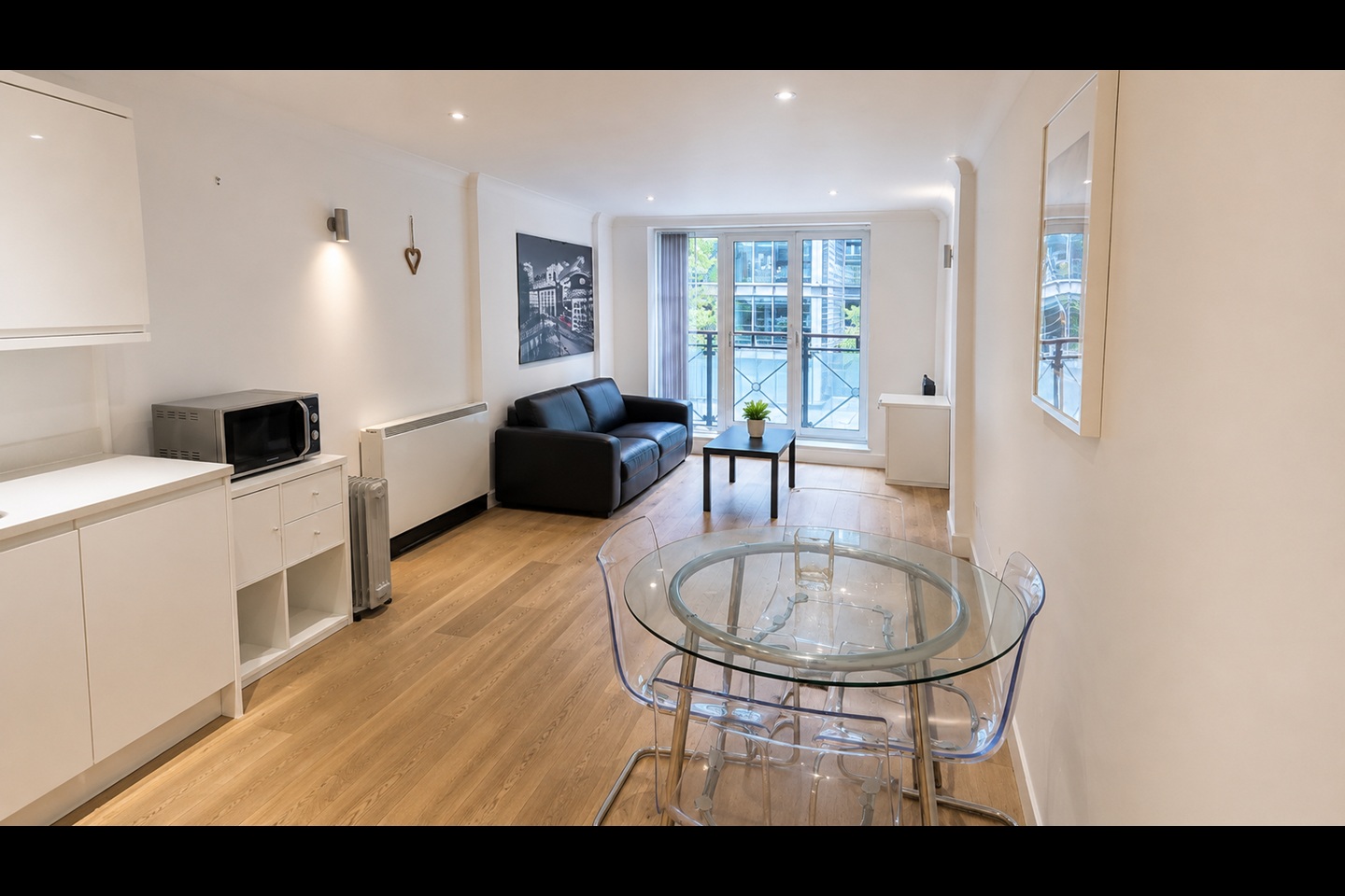 2 Bed Flat, Lizmans House, NW1, N1 7GU