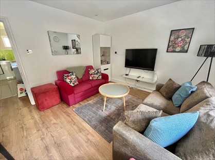 4 Bed Flat, Newby, NW1
