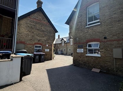 2 Bed Terraced House, Adrain Mews, CT8