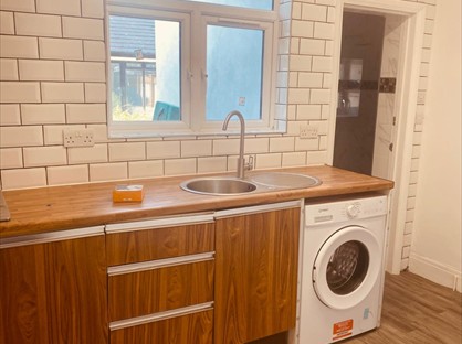 Studio Flat, Hanley Road, IG1