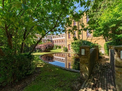 7 Bed Penthouse, Osterley Views, UB2