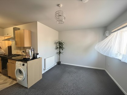 1 Bed Flat, St Martins St, PE1