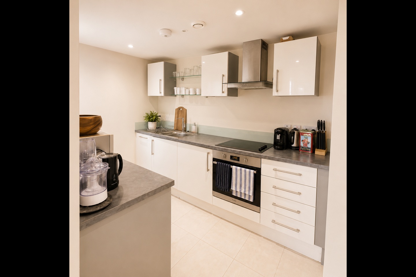 2 Bed Flat, Bacon St, E2
