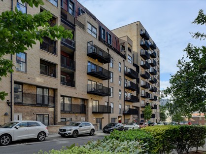 1 Bed Flat, Knowles Court, SE18