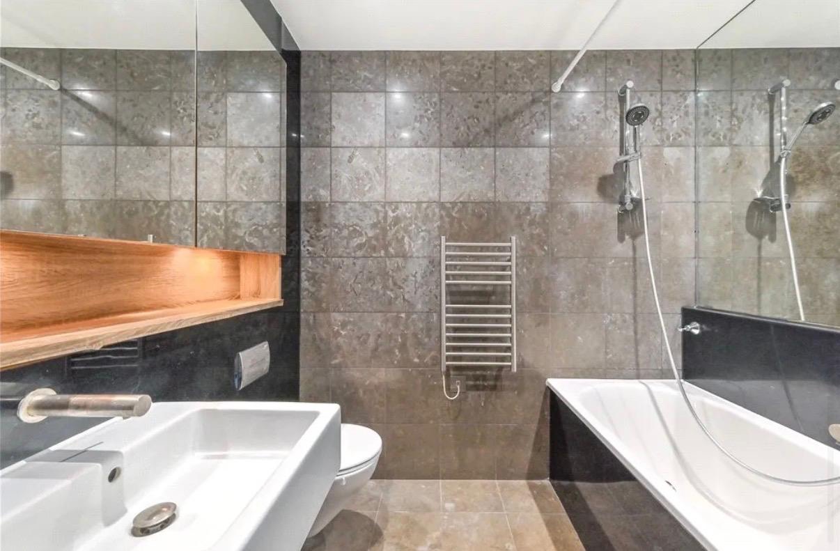 2 Bed Flat, Abbey Road, NW8 photo 3