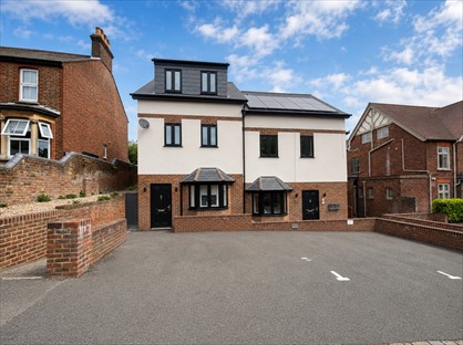Studio Flat, Gordon Road, HP13