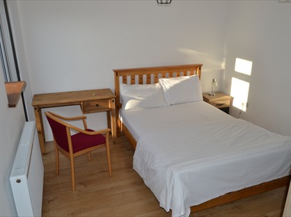 2 Bed Flat, City View, IG1