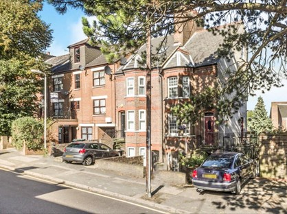 1 Bed Flat, Napier Road, LU1