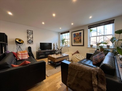 2 Bed Flat, Church Street, SO51