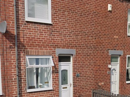 2 Bed Terraced House, Greenbank Road, WF6