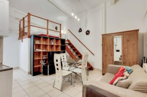 Studio Flat, Hatton Wall, EC1N, N1 7GU