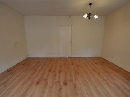 2 Bed Flat, Johnson St, WV14