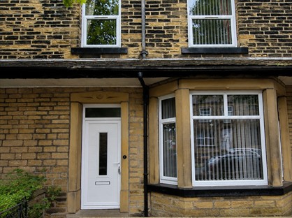 3 Bed Terraced House, Bayswater Terrace, HX3