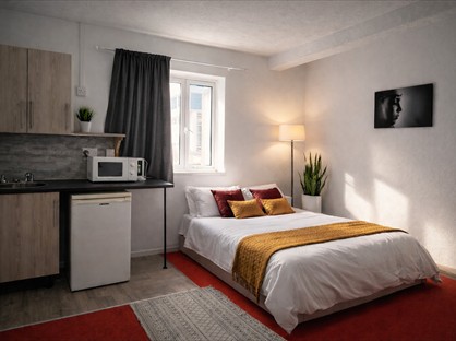 3 bed room for rent in Room in a Shared House, Station St, WS10