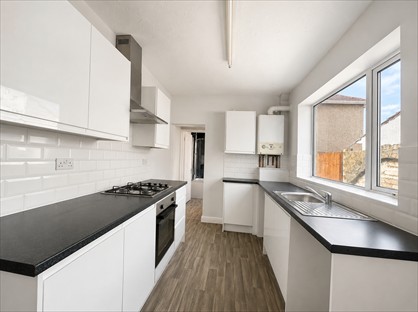 3 Bed Terraced House, Alma Road, ME12