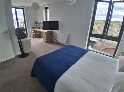 2 Bed Flat, Princes Wharf, L5