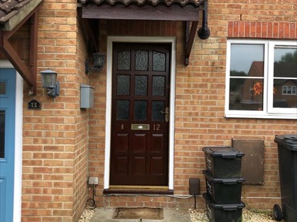 2 Bed Terraced House, Pearce Close, SN2