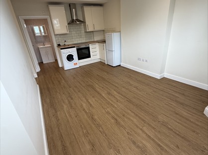 1 Bed Flat, John Smith House, CR0
