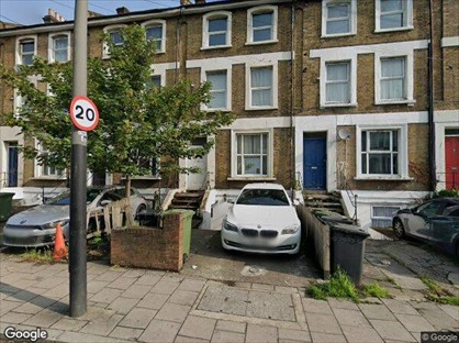 2 Bed Flat, Parkfield Road, SE14