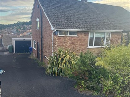 3 Bed Semi-Detached House, Kenilworth Close, DY8