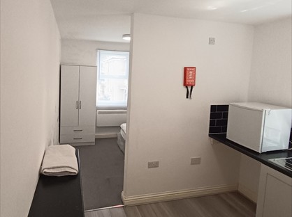 Studio Flat, Beulah Road, CR7