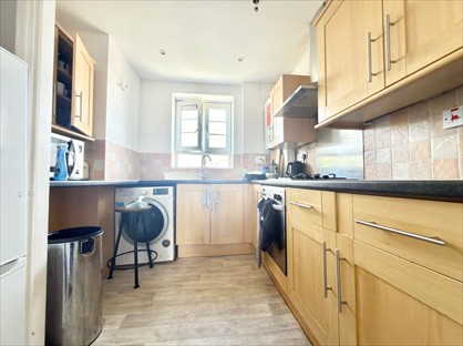 3 Bed Flat, Torbay Court, NW1
