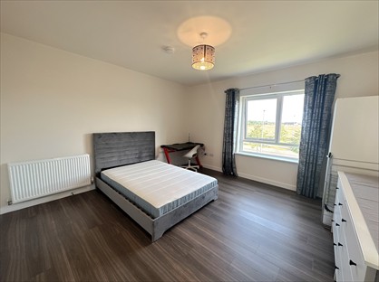 3 Bed Flat, Hmo Licensed @ Cuddies Walk, G4