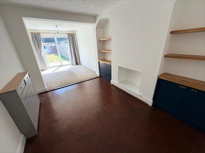 4 Bed Semi-Detached House, Ashridge Way, TW16