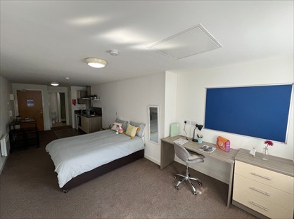 Studio Flat, Minerva House, NG1