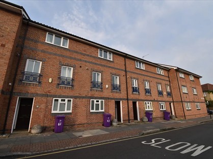 5 Bed Terraced House, Cahir St, E14