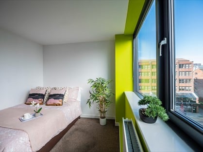 1 Bed Flat, Corporation Road, TS1