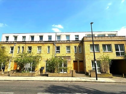 1 Bed Flat, Helion Court, E14
