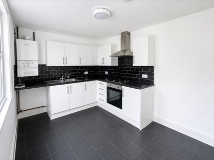 2 Bed Terraced House, Victoria Avenue, CT9