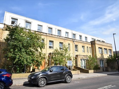 2 Bed Flat, Westferry Road, E14