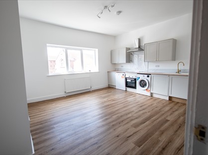 2 Bed Flat, Connaught Road, PO2