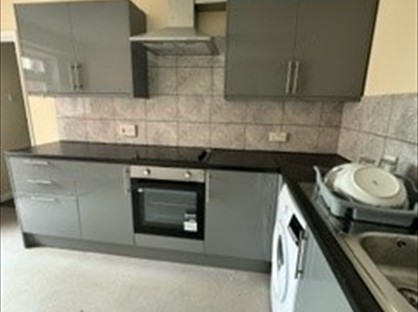 2 Bed Flat, Uxbridge Road, UB4