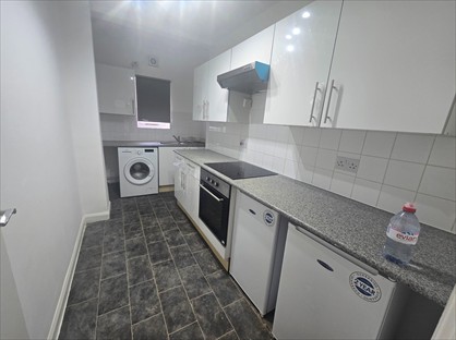 3 Bed Flat, Bow Road, E3