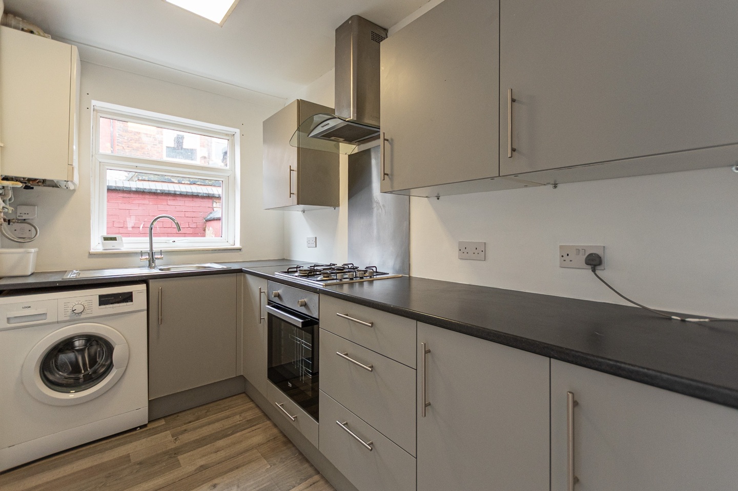 2 Bed Terraced House, Lydford St, M6