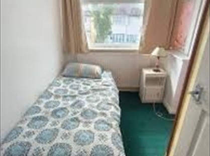 Room in a Shared House, Sandyhill Road, IG1