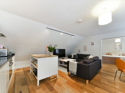 1 Bed Flat, Fulham High Street, SW6