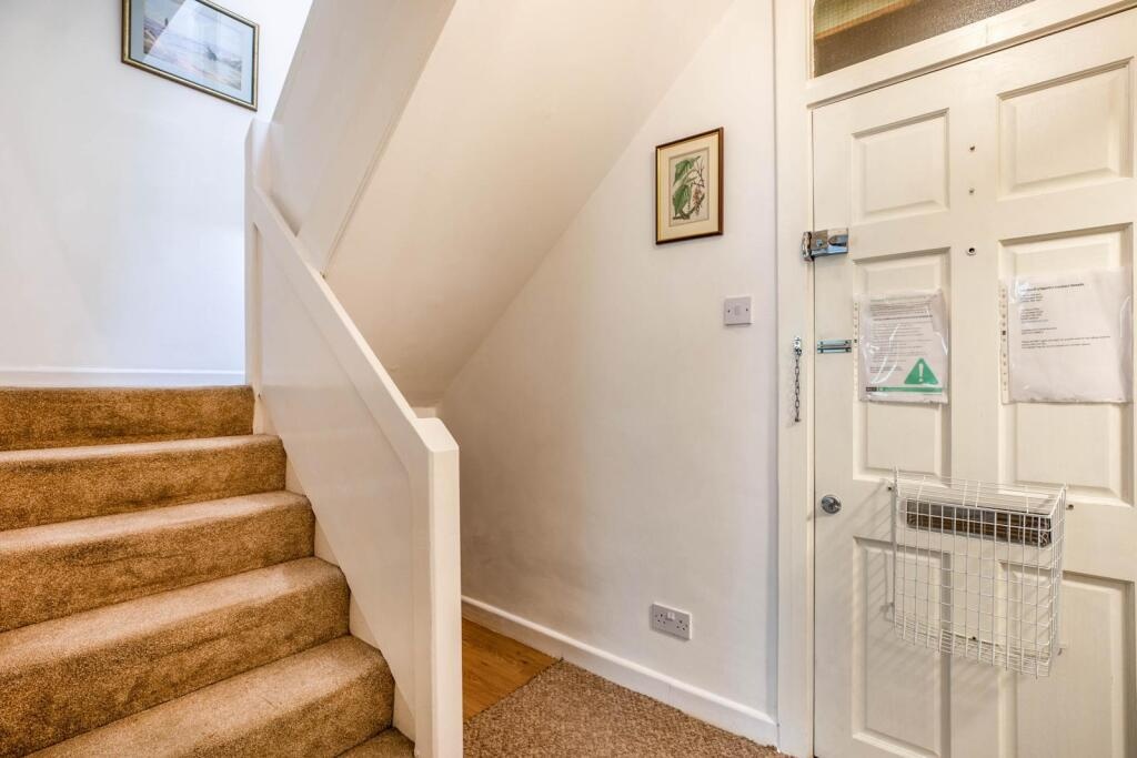 5 Bed Flat, Rothay, NW1 photo 5