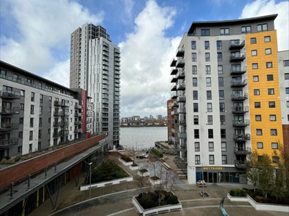 2 Bed Flat, John Thornycroft Road, SO19