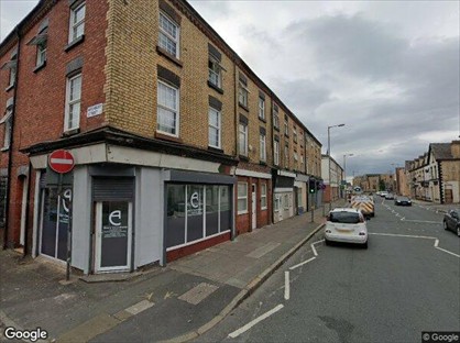 Room in a Shared House, Holt Road, L7