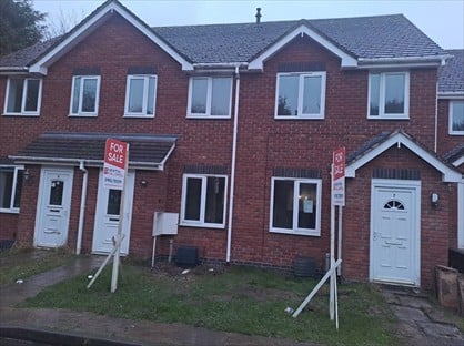 2 Bed End Terrace, Lodge Court, TF2