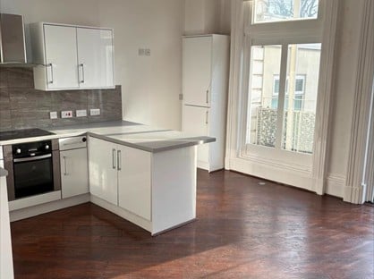 2 Bed Flat, Newstead House, L15